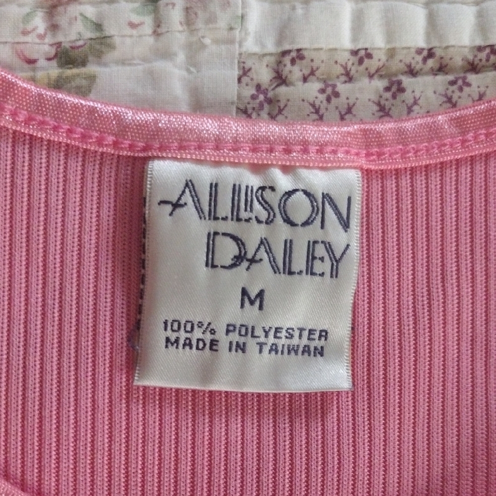 Allison Daley Pink Ribbed Tank Top - Picture 2 of 6